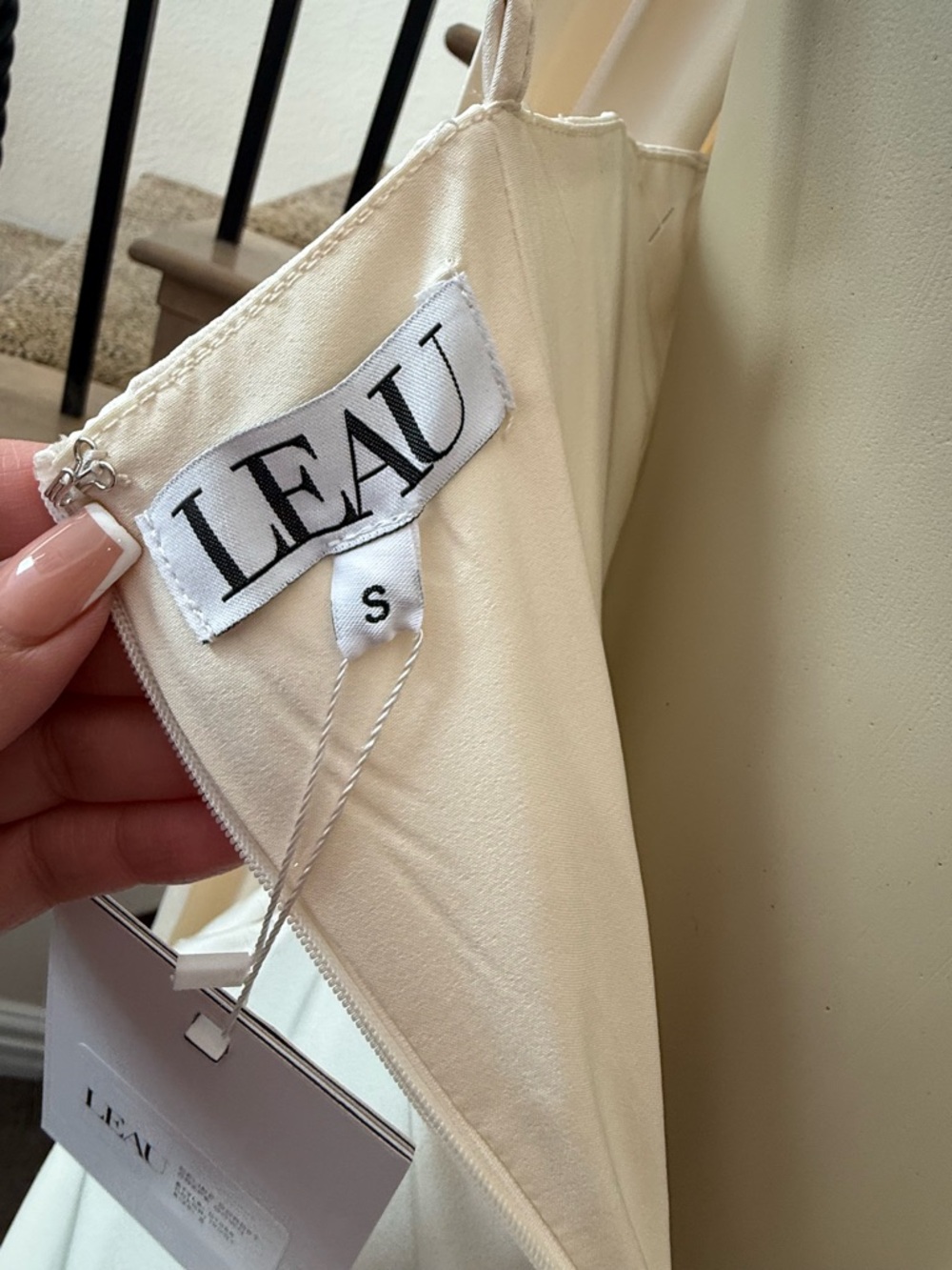 NWT LEAU Celine Corset Satin Gown Ivory Drape Scarf Maxi Dress Small - Picture 11 of 11